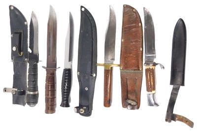 Lot 254 - A selection of hunting knives, and outdoor...