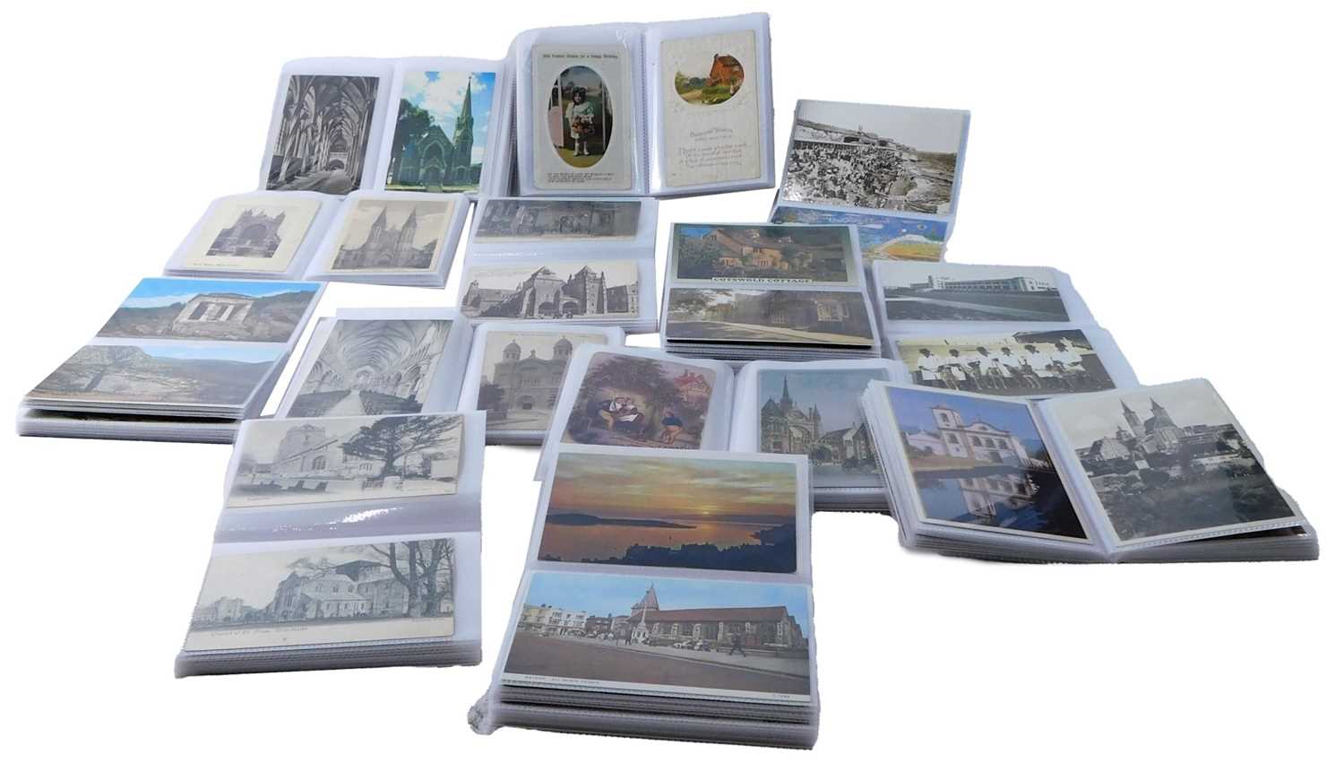 Lot 961 - A group of early 20thC and later postcards, to...
