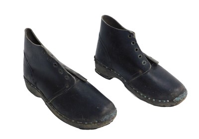 Lot 392 - A pair of early 20thC black leather ankle...
