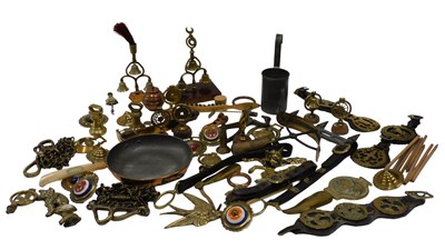 Lot 412 - Various early 20thC and other horse brasses,...