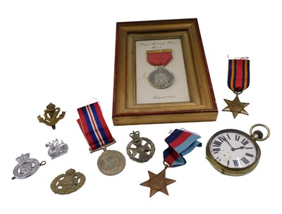 Lot 679 - Various militaria, military police and other...