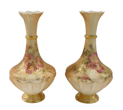 Lot 106 - A pair of early 20thC Royal Worcester blush...