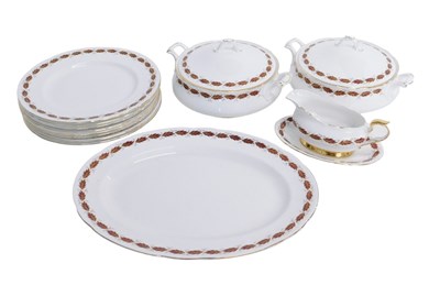 Lot 622 - A Paragon Elegance part dinner...