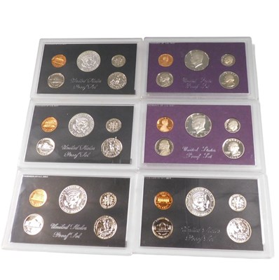 Lot 112 - Various coins, to include United States...