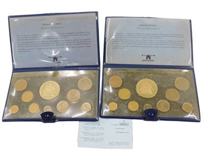 Lot 787 - Various coins, a French Fleurs De Coins set...