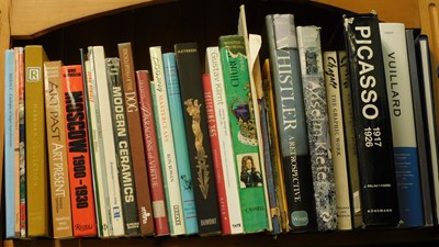 Lot 809 - Various art-related books, Palau (J) Picasso,...
