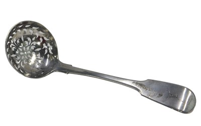 Lot 884 - A late George IV silver sugar sifter spoon,...