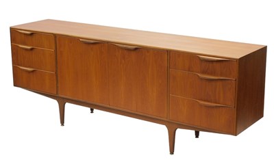 Lot 1090 - Auctioneer to announce: width is 193cm. A...